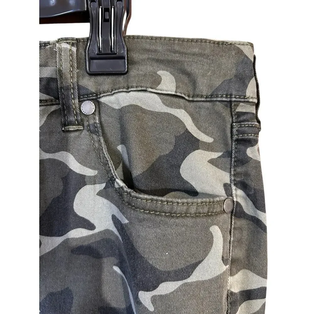 Torrid Women’s Green Camouflage Knee Length Pencil Denim Skirt Grunge Size 14